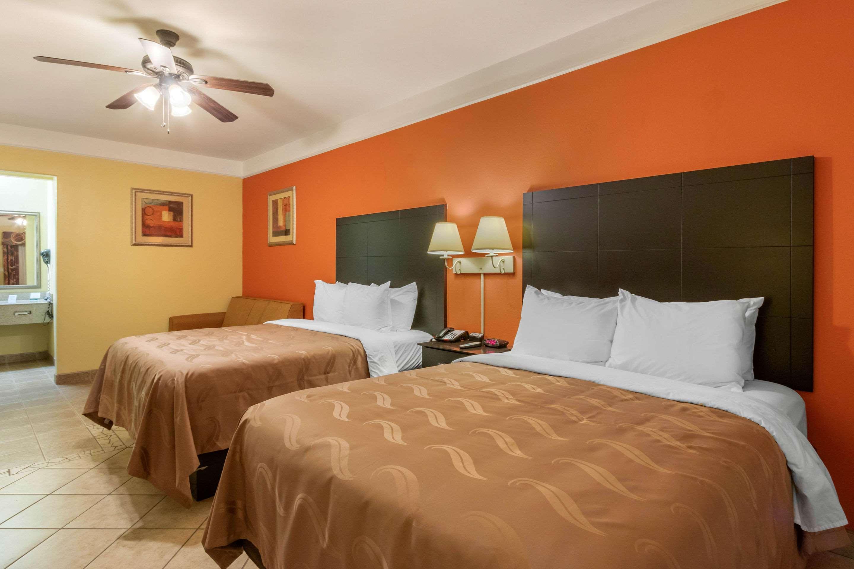 Quality & At The Outlets Mercedes-weslaco Hotel