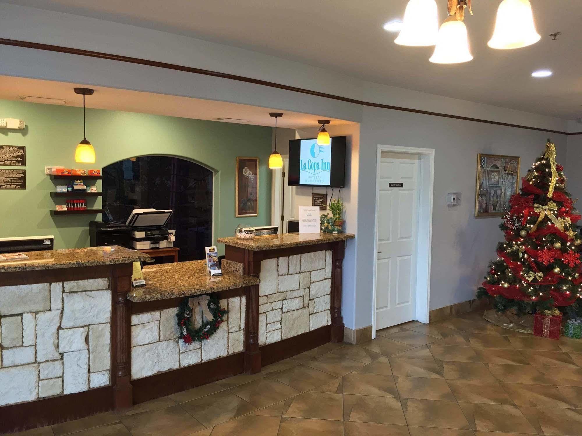 Quality & At The Outlets Mercedes-weslaco Hotel 3*